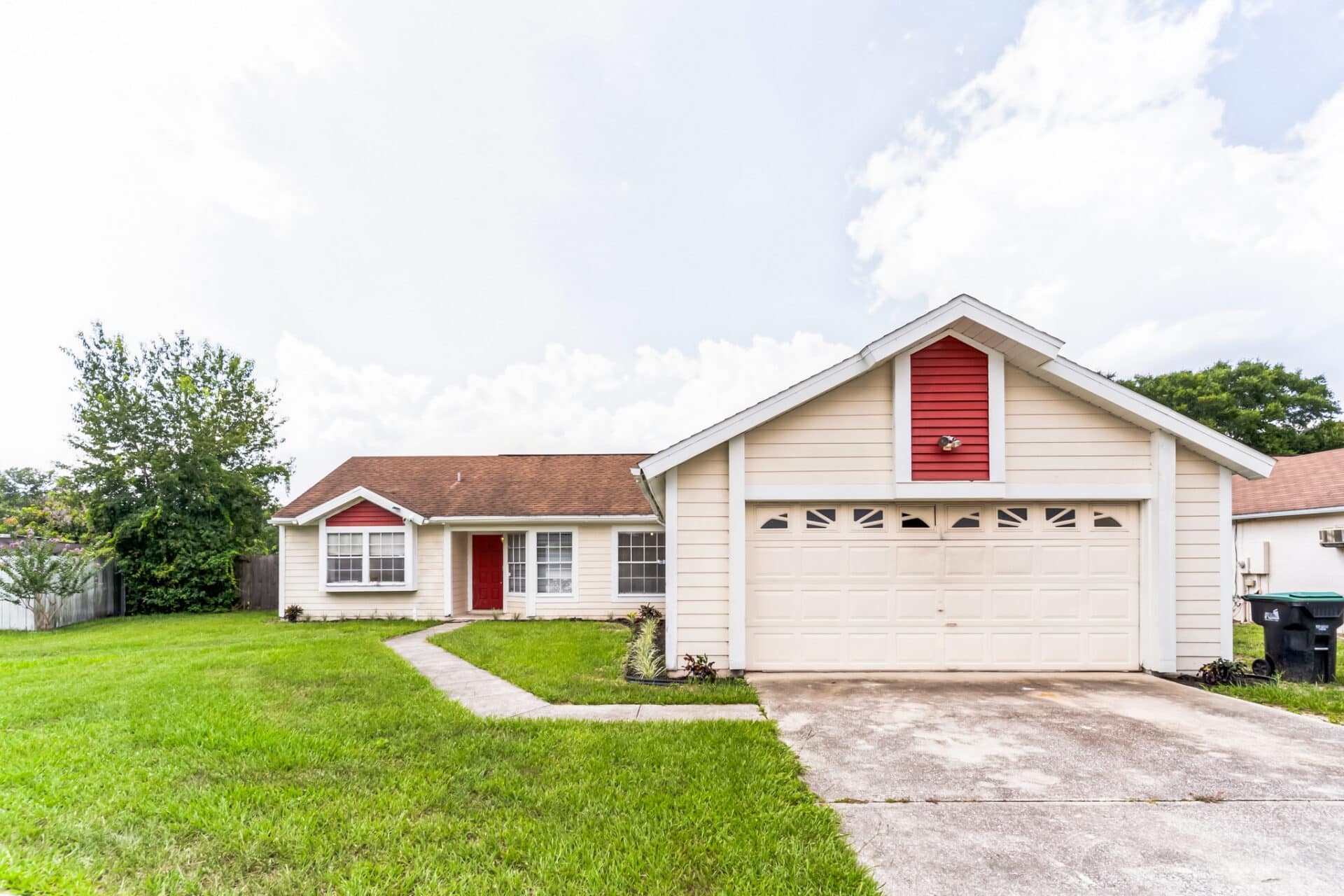 TUCKED AWAY SANCTUARY IN ORLANDO!! ACME Florida