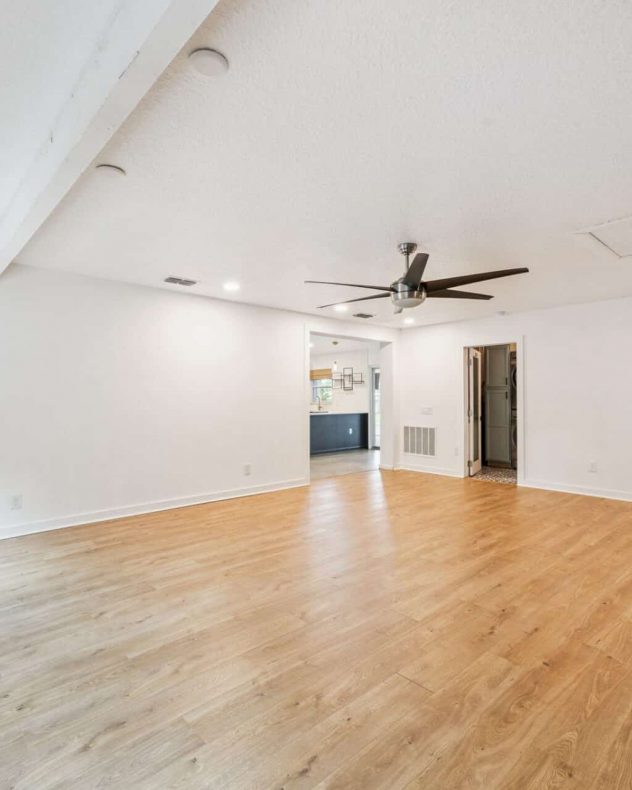 12-web-or-mls-5516_Barma_Ct_Orlando_FL_32807_IMG_6252
