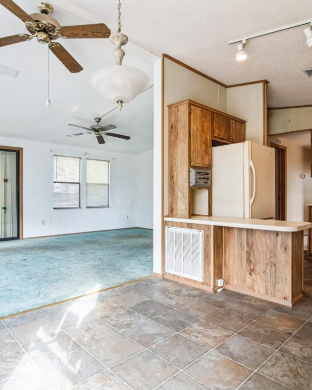 1765_W_Schwartz_Blvd_Lady_Lake_FL_32159_USA-Kitchen-IMG_3304