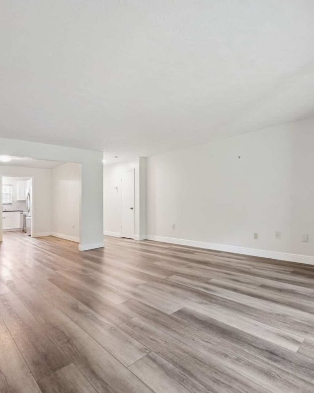 3-web-or-mls-4300_Lake_Underhill_Rd_23b2_Orlando_FL_32803_IMG_7845