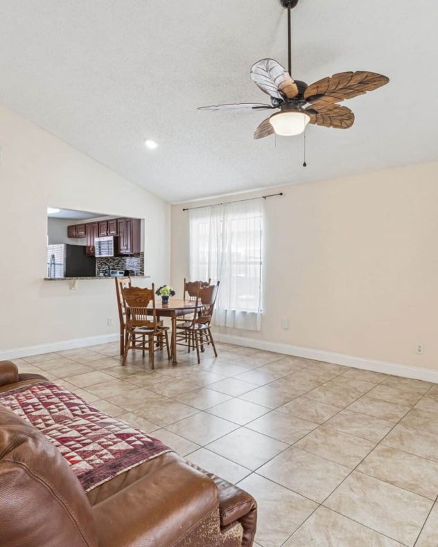 6-web-or-mls-596_Swallow_Ct__Apopka__FL_32712_A7402089